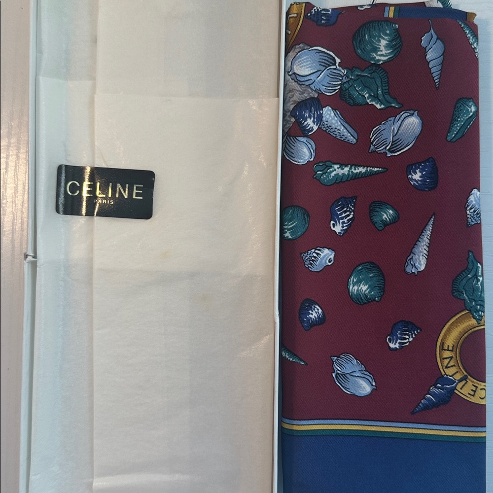 15x15 CELINE Paris 100% Silk Vintage Seashell Scarf with Box - Picture 12 of 12